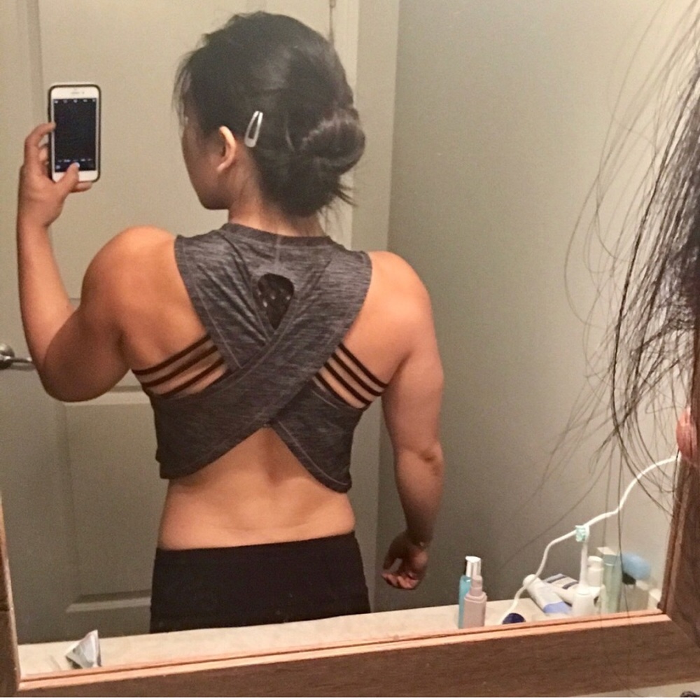 Sz 6 Lululemon fast as light tank - make an offer